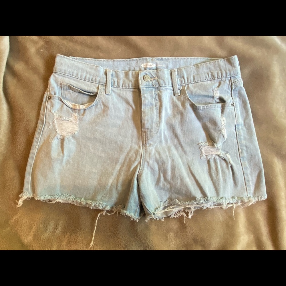 Old Navy Light Wash Boyfriend Jean Shorts